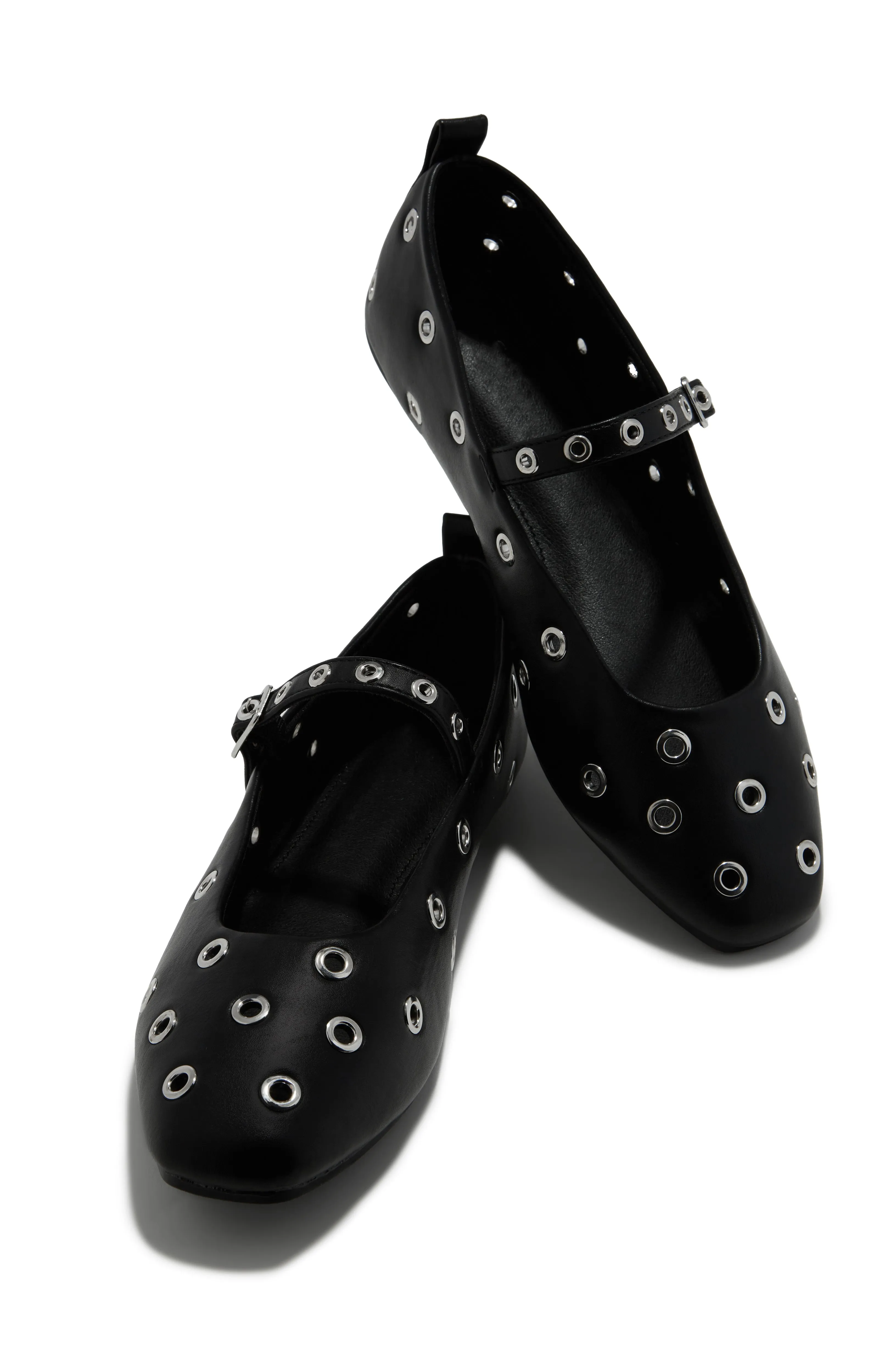 Amirah Flats - Black