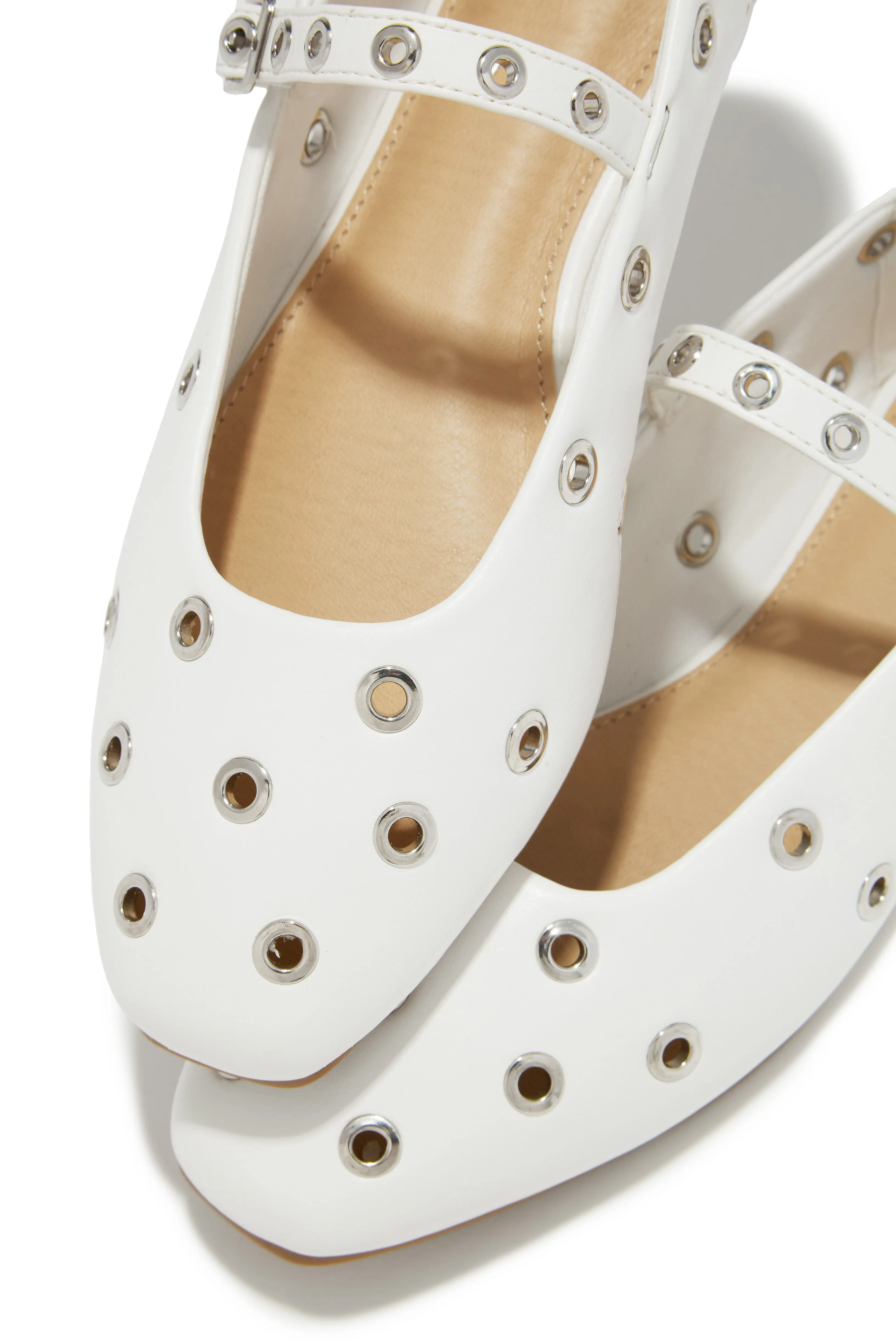 Amirah Flats - White