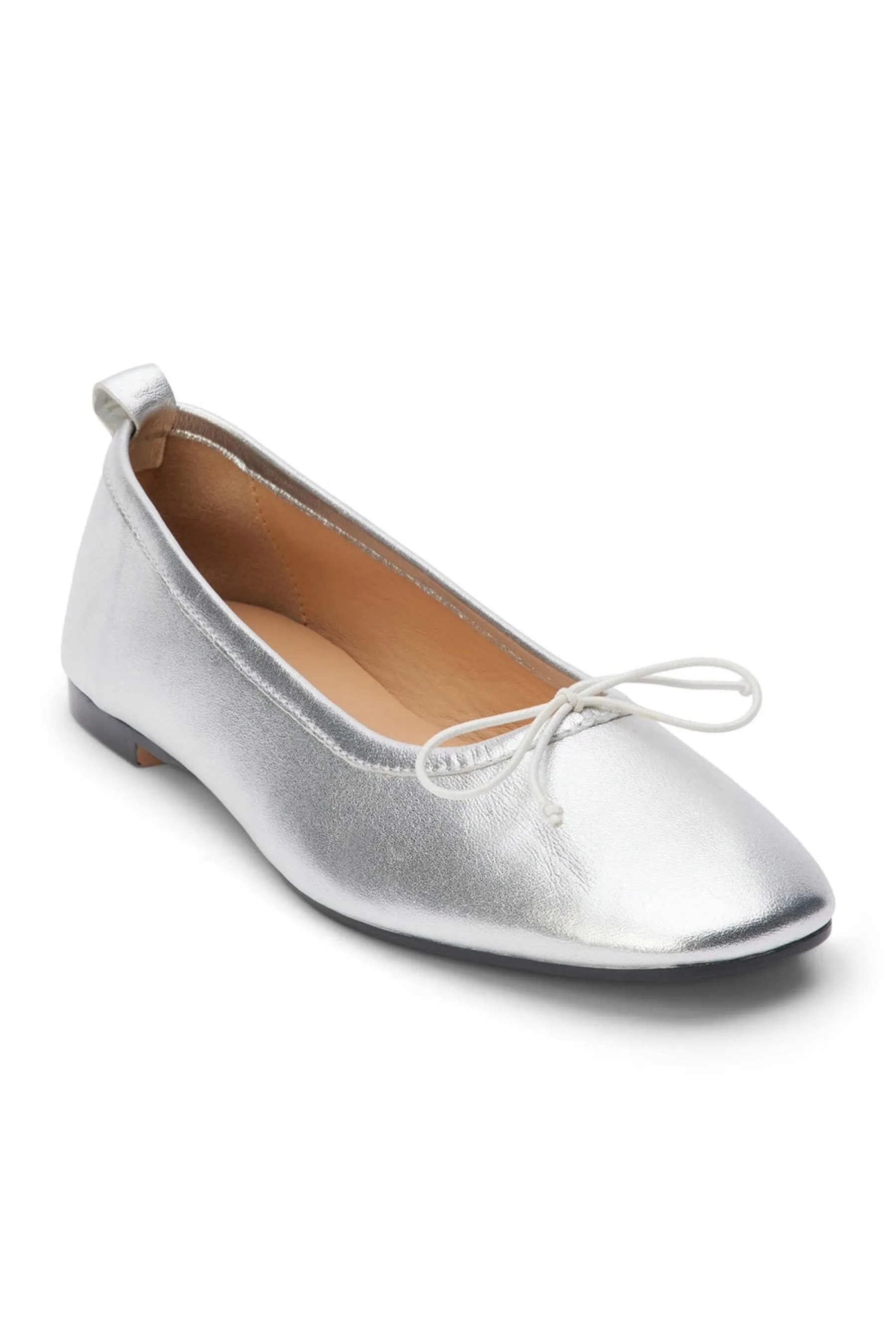 Silver Nikki Flat