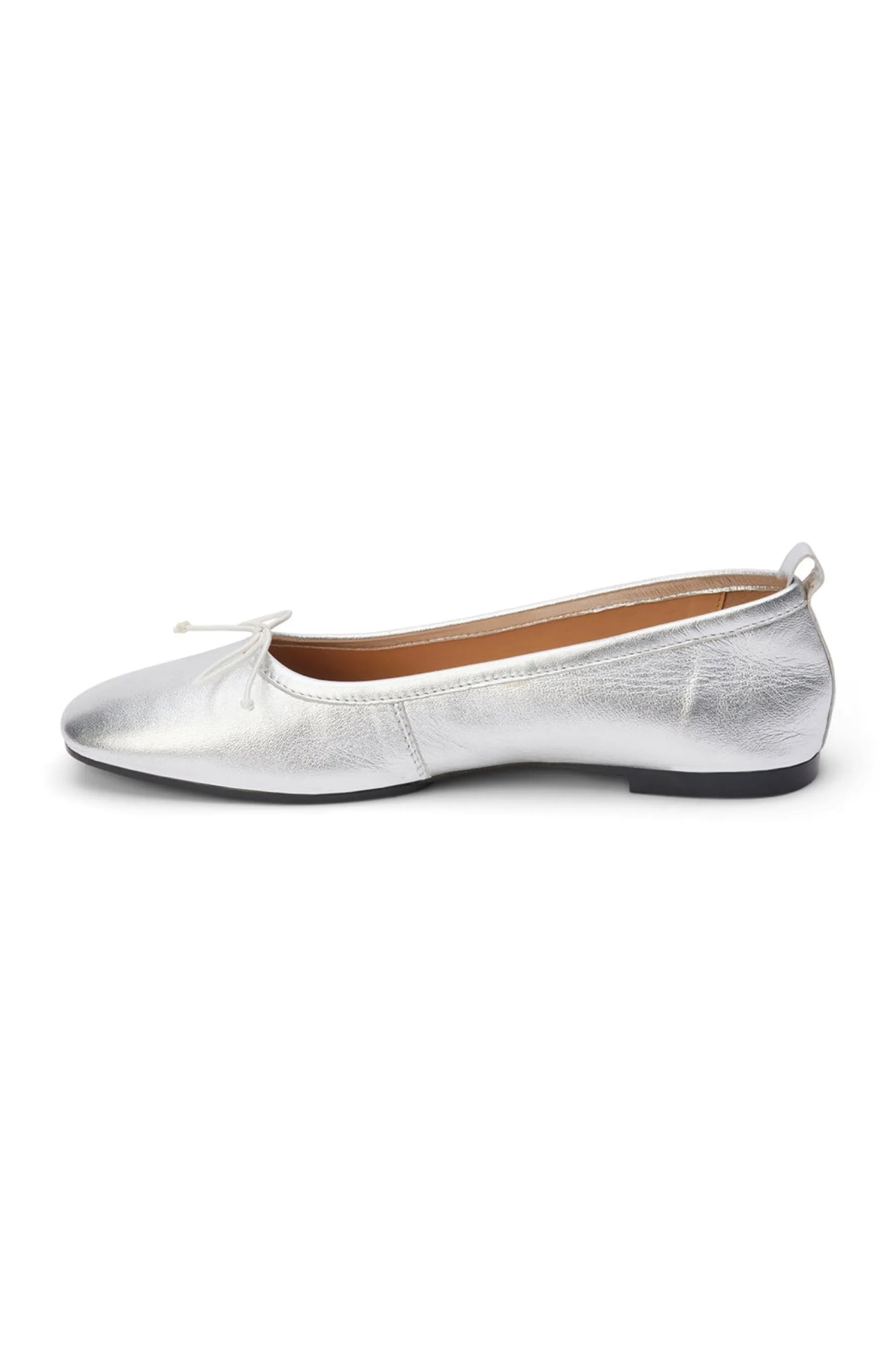 Silver Nikki Flat