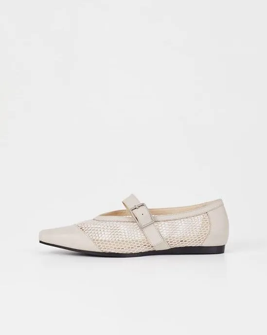 Wioletta Mesh Flats in Off White